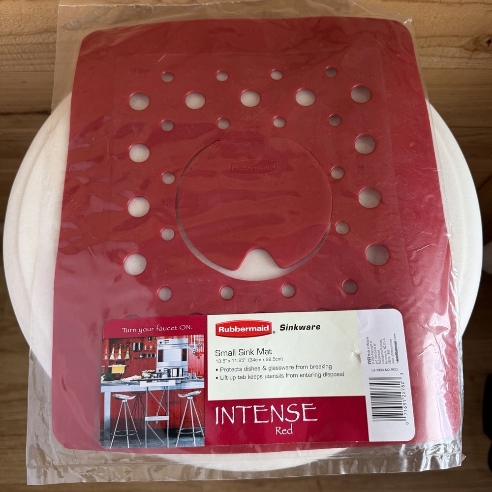 VTG Rubbermaid Small Sink Mat Liner Intense Red 2004 2993 Center Drain Flap
